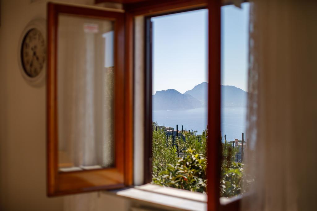 Il Nido Del Gabbiano Apartment Massa Lubrense Exterior photo